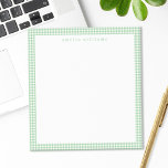 Groene Gingham Plaid Notitieblok<br><div class="desc">Maak je eigen gepersonaliseerde notitieblok met moderne typografie monogram naam en groen gingham plaid patroon.</div>