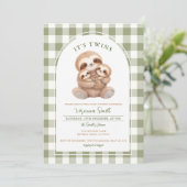 Groene Gingham Tweeling Luiaard Babyshower Uitnodi Kaart (Staand voorkant)