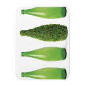 Groene glazen flessen met recycling en magneet (Verticaal)