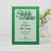 Groene Glitter SURPRISE Birthday Invitations (Staand voorkant)
