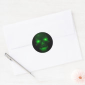 Groene gloeiende schedel ronde sticker (Envelop)