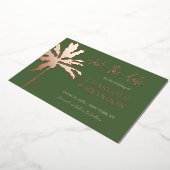 Groene gouden palmboom Beach bruiloft bewaart de d Folie Uitnodiging (Gedraaid)