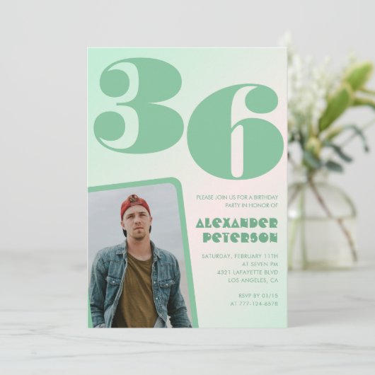 Groene gradiënt 36e verjaardag uitnodigingen Boy P (Staand voorkant)