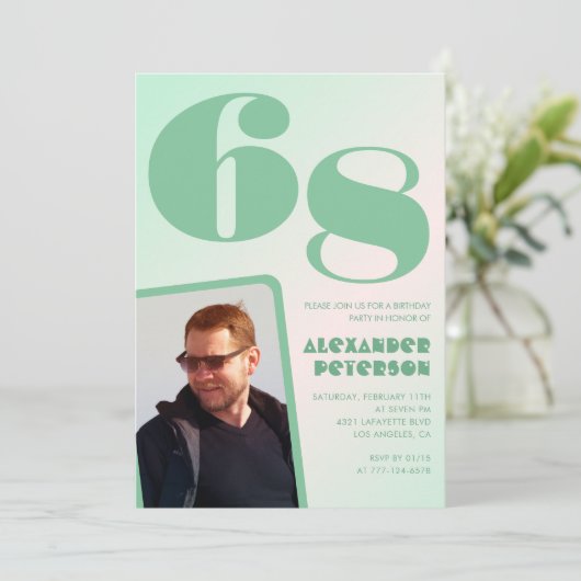 Groene gradiënt 68e verjaardag uitnodigingen Boy P (Staand voorkant)