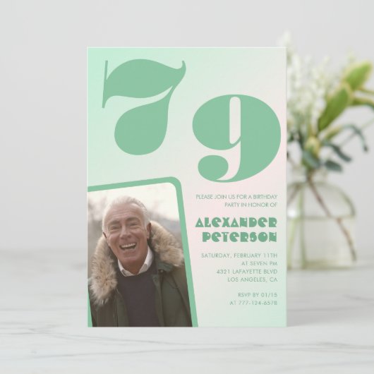 Groene gradiënt 79e verjaardag uitnodigingen Manne (Staand voorkant)