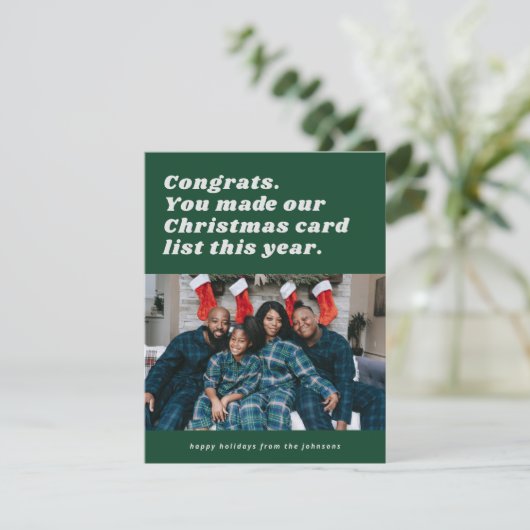 Groene grappige sarcastische kerstlijst kerstkaart (Staand voorkant)