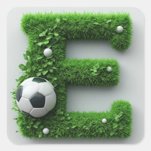 Groene grasletter E-topiaire met voetbal Vierkante Sticker