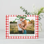 Groene grillige boog rode gingham print kerst feestdagenkaart (Staand voorkant)