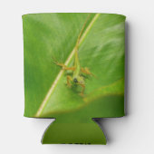 Groene hagedis op groen blad blikjeskoeler (Achterkant)