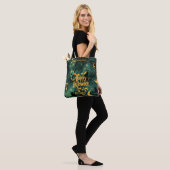 Groene Halloween met zwarte katten en halve maan Tote Bag (Op model)