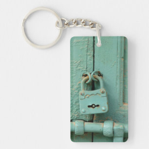 groene houten deurslot sleutelhanger