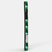 Groene iPhone case facette Gemstone Emerald (Achterkant/rechts)