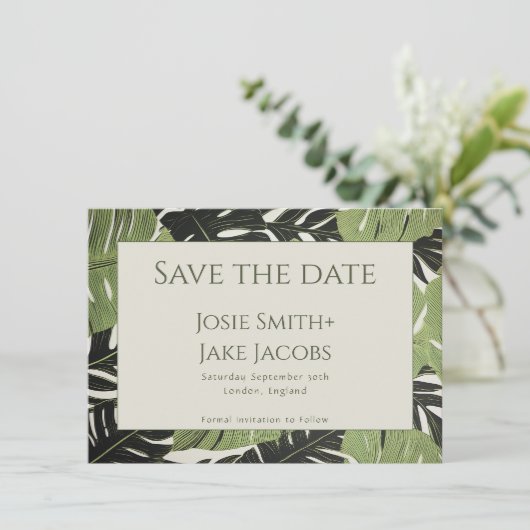 Groene junglebladeren Save the Date kaart (Staand voorkant)