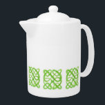 GROENE KELTISCHE KNOOP Porseleinen theepot<br><div class="desc">Het ontwerp op deze GROENE CELTIC KNOT porseleinen theepot is een originele gekleurde potloodtekening van zacht pluizig groen wol roving garen wond in een Keltische knoop. * Overeenkomende producten zijn verkrijgbaar in de categorie CELTIC KNOTS van mijn winkel. ** Als u dit ontwerp naar een ander producttype, vorm of grootte...</div>