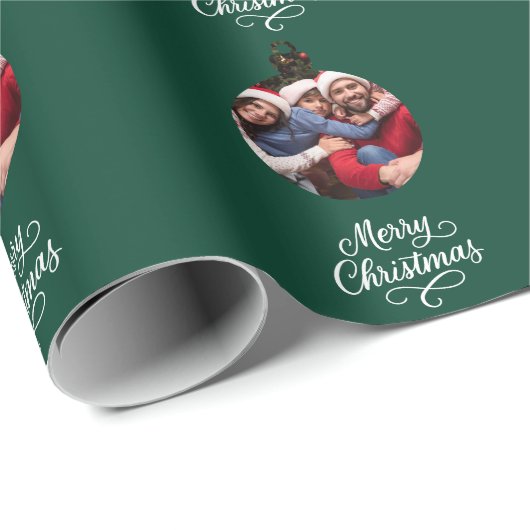 Groene kerstbal foto leuk script Kerstmis Cadeaupapier (Rol Hoek)
