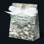 Groene Kerstboom Kleurrijke Ornamenten Witte Sneeu Bedankdoosjes<br><div class="desc">Groene Kerstboom Kleurrijke Ornamenten Witte Sneeuw Favoriete Boxen. Uniek,  mooi,  stijlvol design. Makkelijk te personaliseren. Lettertypestijl,  -grootte en -kleuren kunnen worden gewijzigd. Overeenkomende objecten beschikbaar.</div>