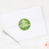 Groene kerstboom met sterren ronde sticker (Envelop)