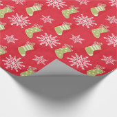 Groene kerstkousen en Snowflakes Red Cadeaupapier (Hoek)