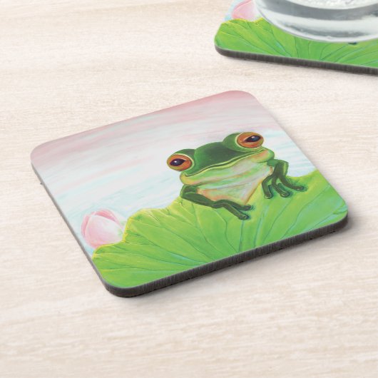 Groene kikker die zich op de veiligheid van het la bier onderzetter (Linkerzijde)