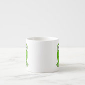 Groene kikker. Het ziet er verwarrend uit. Espresso Kop (Voorkant)
