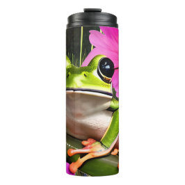 Groene kikker omringd door roze bloemen thermosbeker