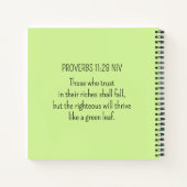 Groene Klavers Foto Welvaart Bijbel Verse Initiaal Notitieboek (Achterkant)