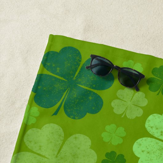 Groene Klavers, Lucky Clovers, Jouw naam Strandlaken (In situ)