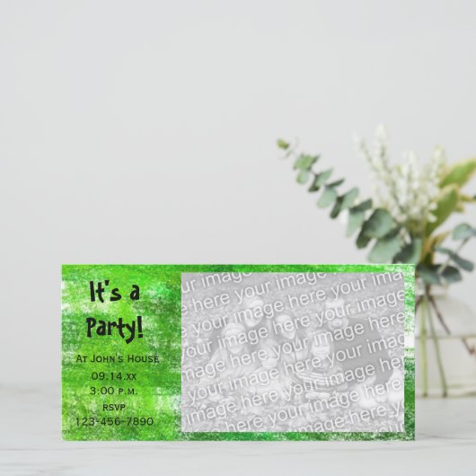 Groene kleurpotlood krabbeltjes feest uitnodigings (Staand voorkant)