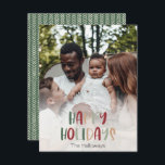 Groene kleurrijke Prettige feestdagen volledige ve Feestdagenkaart<br><div class="desc">Deze groene kleurrijke prettige feestdagen volledige verticale fotovakantiekaart is perfect voor uw leuke, creatieve, heldere groet. Het is een uniek, speels modern lettertype in rood, boho tan, en licht en donkergroen, maken een gelukkig seizoensgebonden gevoel mogelijk. Als je de donkere winter van je geliefden wilt ophelderen met een schattige feestvreugde,...</div>