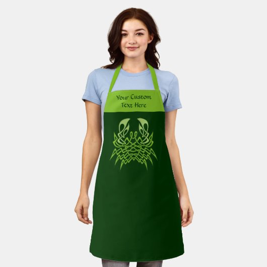 Groene Krab Keltische Knoop Schort (Gedragen)