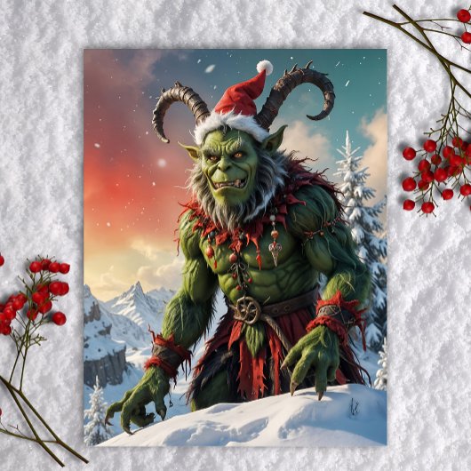 Groene Krampus Op Besneeuwde Bergtop Kerstmopper Feestdagenkaart