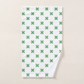 Groene kruisstiften op wit bad handdoek (Handdoek)