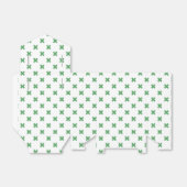 Groene kruisstiften op wit bedankdoosjes (Uitgevouwen)