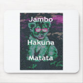 Groene leeuw met roze bril "Hakuna Matata" Art Muismat (Voorkant)