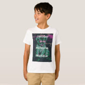 Groene leeuw met roze bril "Hakuna Matata" Art T-shirt (Voorkant volledig)