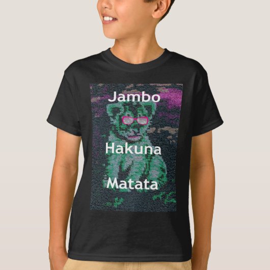 Groene leeuw met roze bril "Hakuna Matata" Art T-shirt (Voorkant)