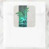 Groene libel en kikker in de vijver vierkante sticker (Tas)