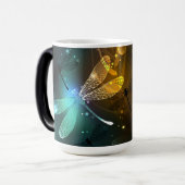 Groene lichtgevende libelvlucht magische mok (Voorkant links)