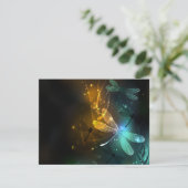 Groene lichtgevende libelvlucht save the date (Staand voorkant)