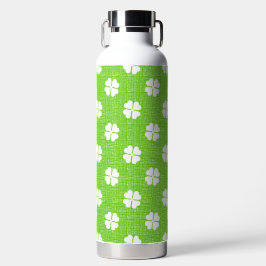 GROENE LINNEN UITZICHT MET WITTE IERSE KLAVERS WATERFLES
