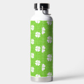 GROENE LINNEN UITZICHT MET WITTE IERSE KLAVERS WATERFLES (Links)