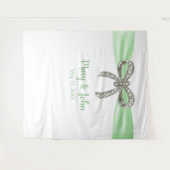 Groene lint diamanten boog trouw achtergrond wandkleed (Voorkant (horizontaal))