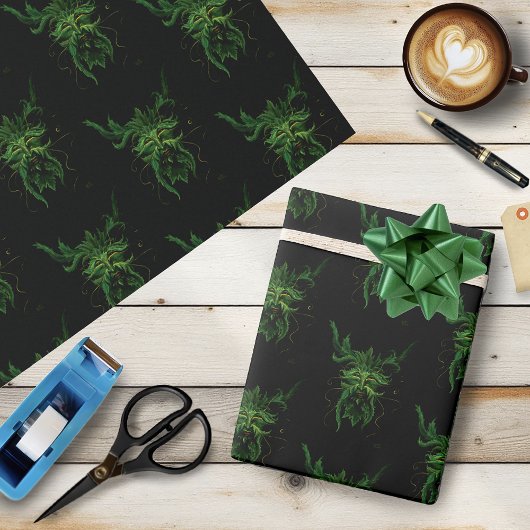 Groene Man Fae Bladeren Zwart Cadeaupapier