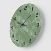 Groene marmer ziet er zwart uit grote klok (Hoek)