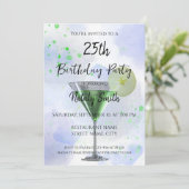 Groene martini cocktail op witte uitnodiging (Staand voorkant)