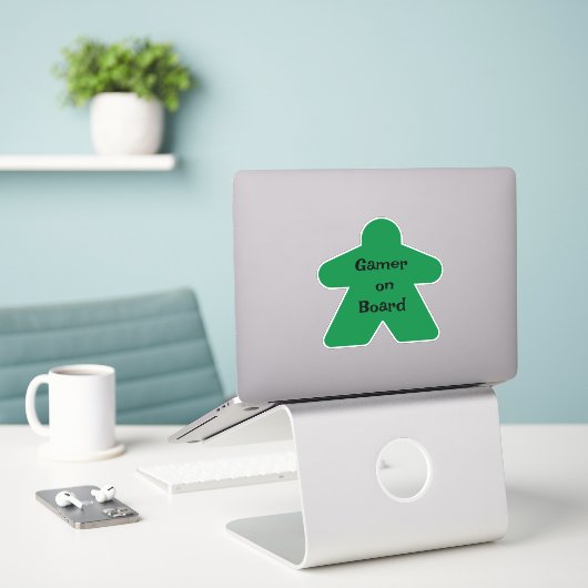 Groene meepel sticker (Laptop op bureau)
