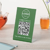 Groene minimalistische zakelijke Logo en QR-code Reclamebord Met Voetstuk (Insitu)