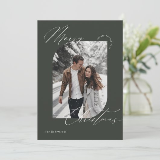 Groene Moderne Script Typografie Foto Kerstmis Feestdagenkaart (Staand voorkant)