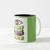 Groene Mok met elegante stijl voor koffie. (Voorkant rechts)