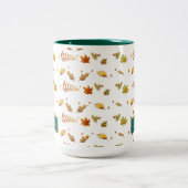 Groene monogram Herfst Leaf Thanksgiving Tweekleurige Koffiemok (Center)